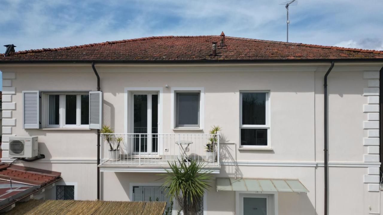 La Brise Hotel Marina di Pietrasanta Buitenkant foto