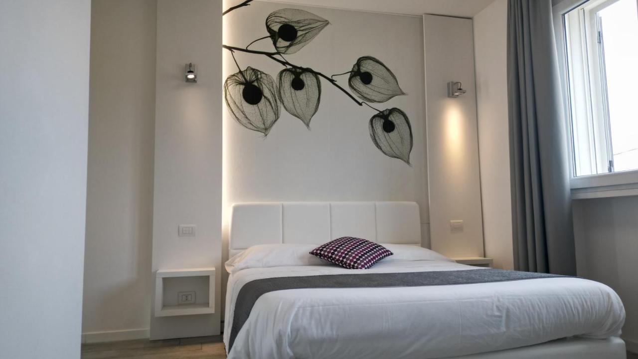 La Brise Hotel Marina di Pietrasanta Buitenkant foto