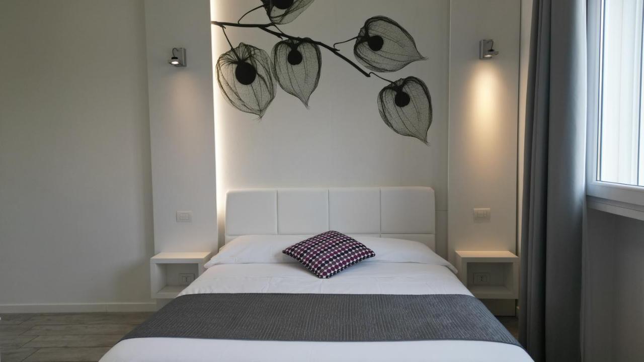 La Brise Hotel Marina di Pietrasanta Buitenkant foto