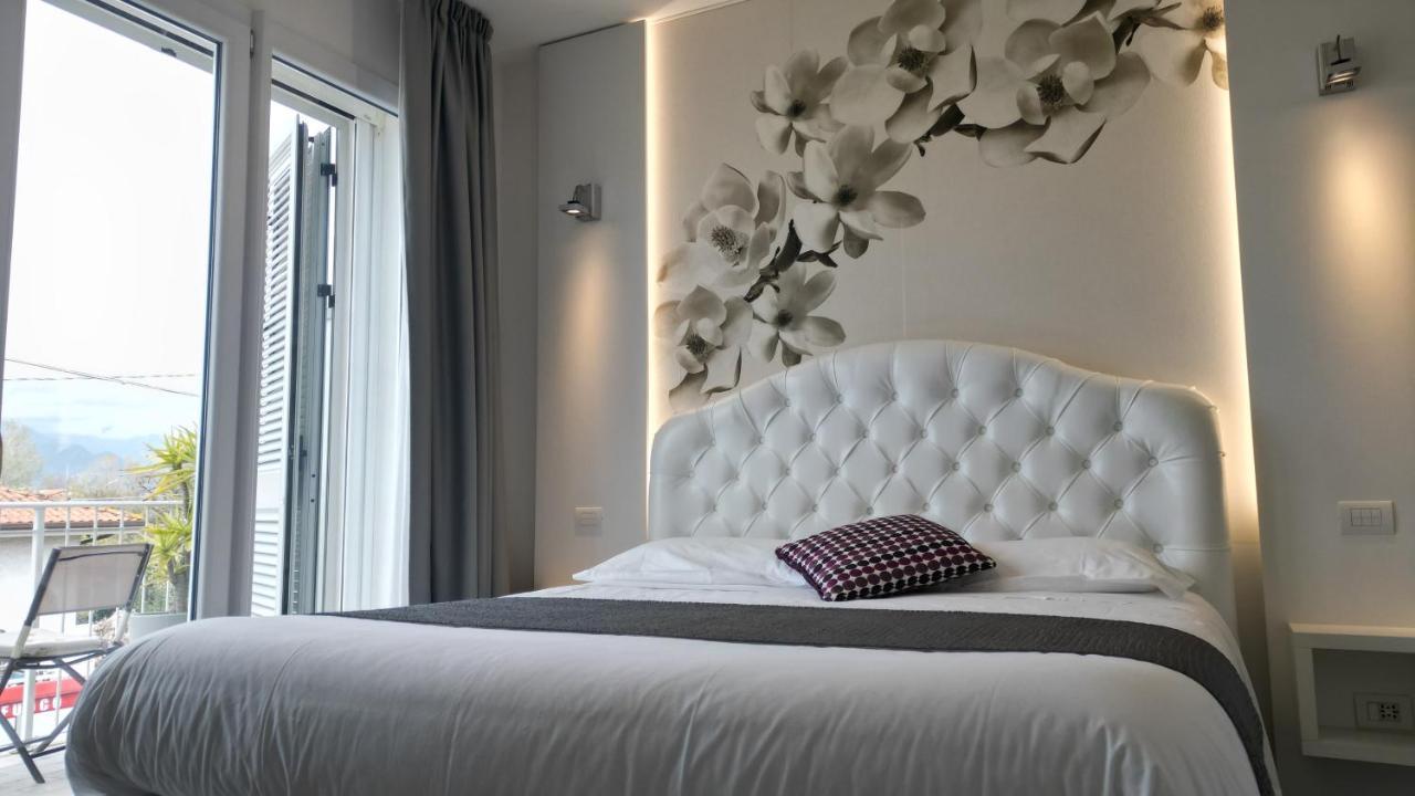 La Brise Hotel Marina di Pietrasanta Buitenkant foto